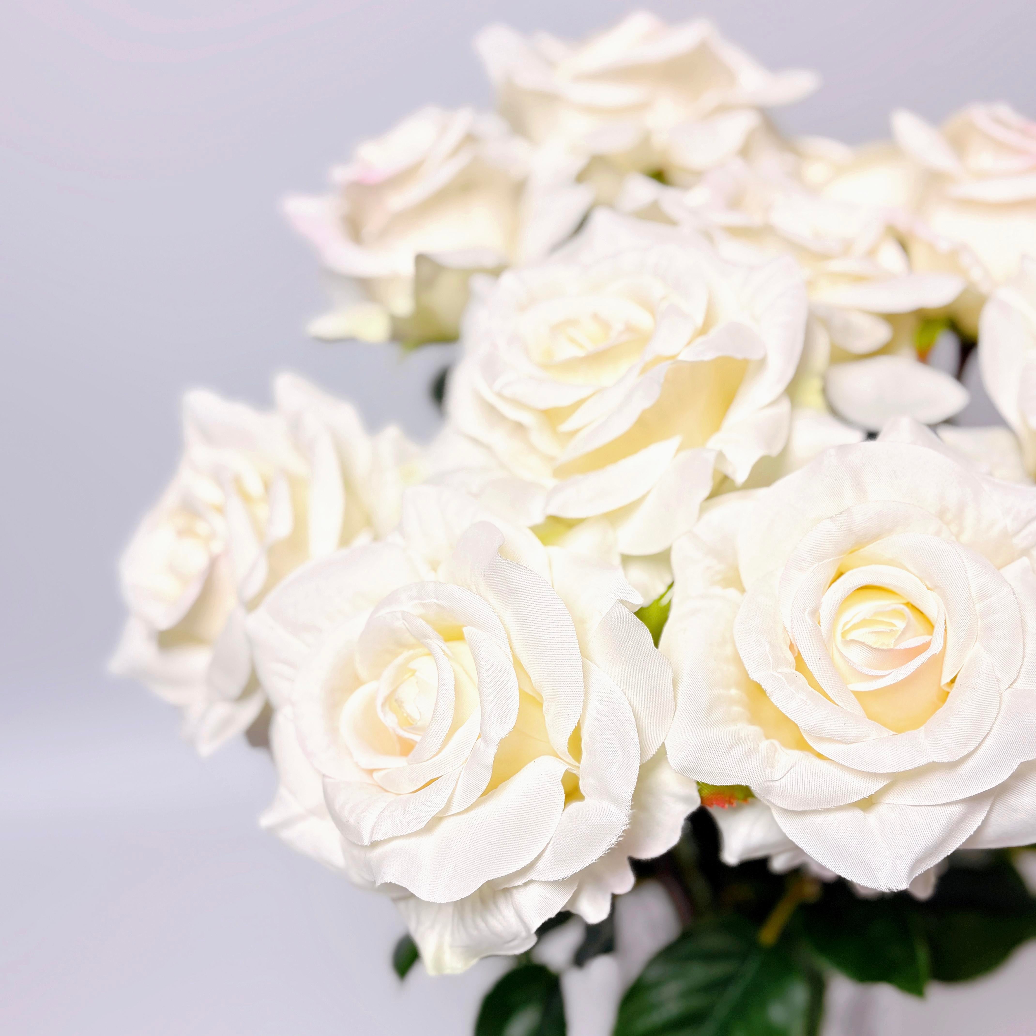 Luxury Artificial Silk Rose Bouquet – Realistic Long Stem Faux Roses for Wedding Centerpieces, Bridal Arrangements, Home Decor & Valentine's Day (6/12 PCS)