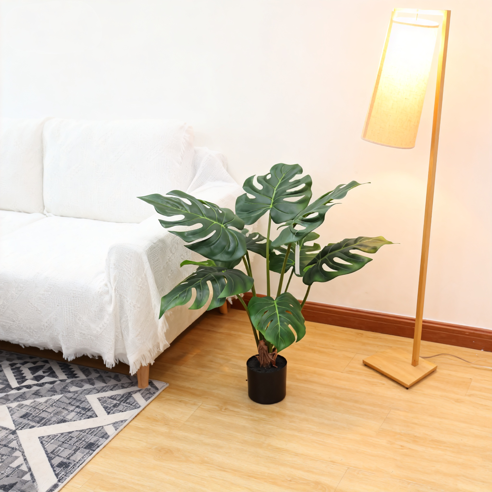 Artificial Palm Tree in Pot – 28" / 36"